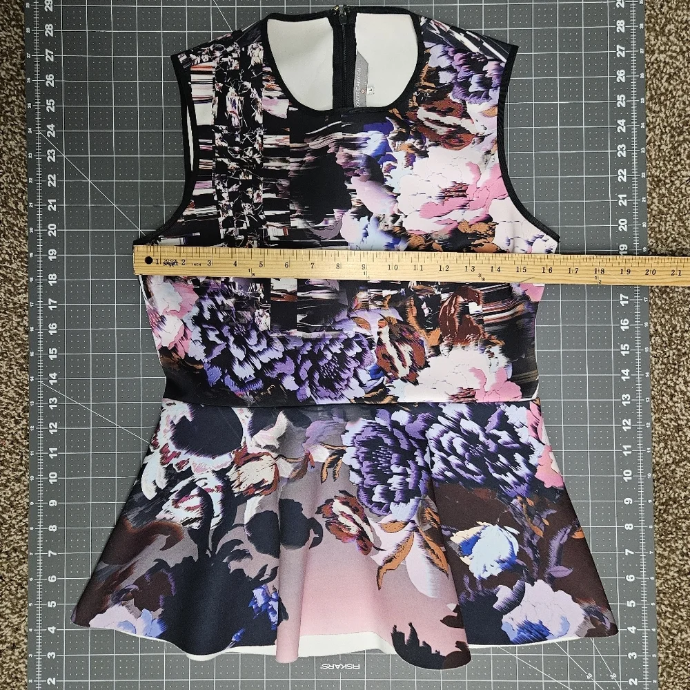 Clover Canyon Revolve Poetic Petals Peplum Top Neoprene Sleeveless Size Large - Picture 6 of 8